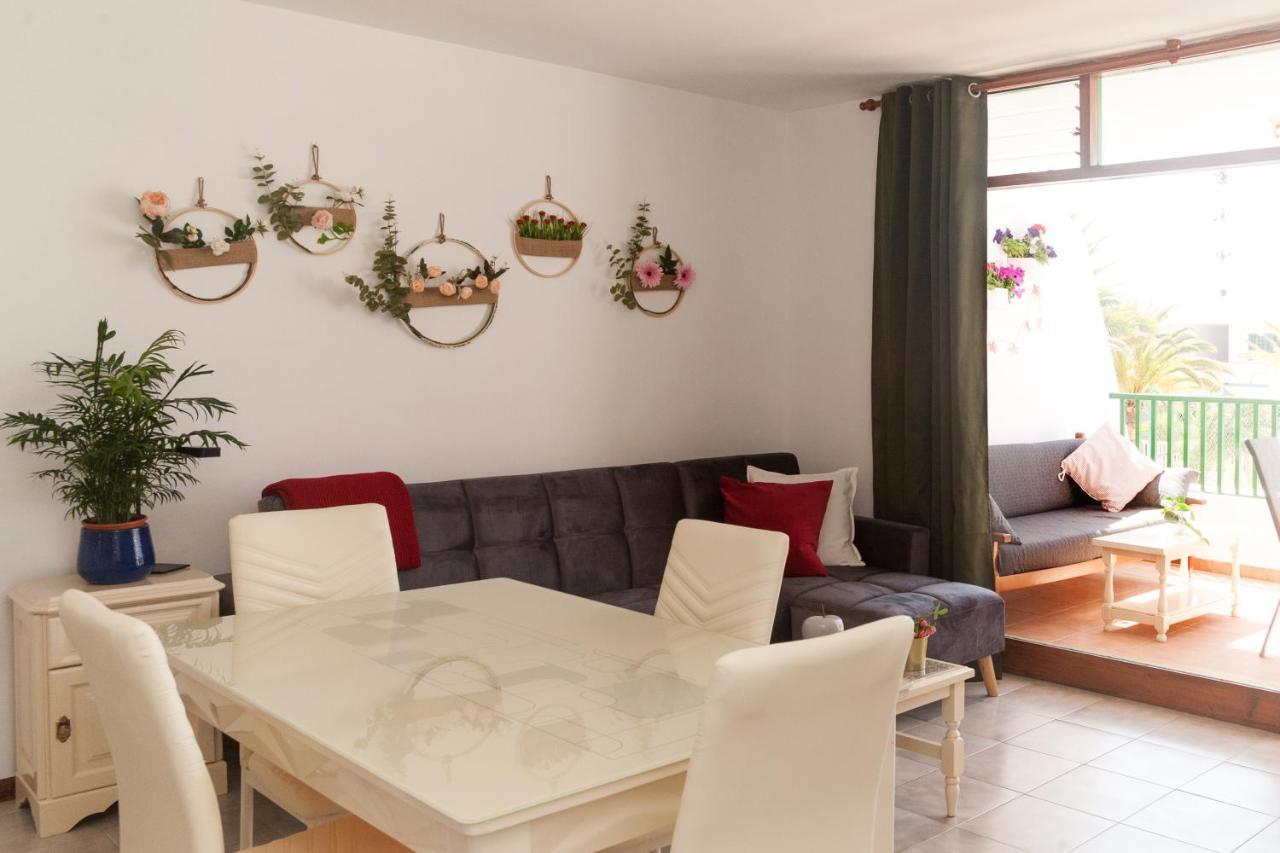Apartamentos Thaisay Tias Luaran gambar